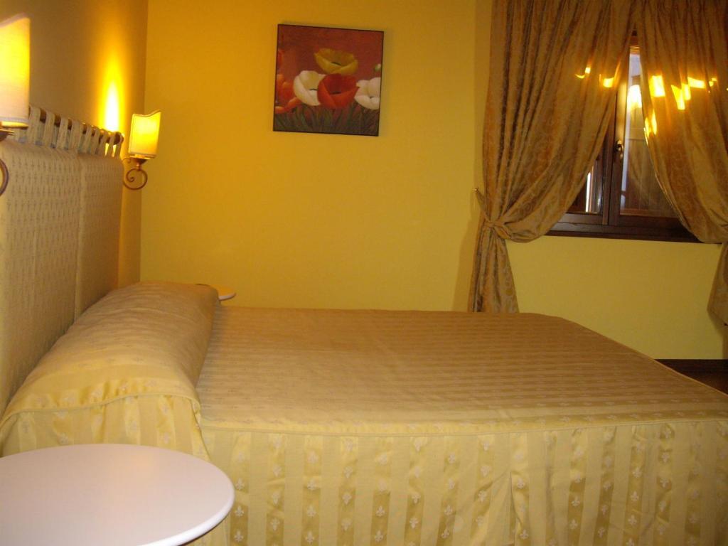 רוזטו דליי אברוצי Agriturismo Il Borgo Degli Ulivi חדר תמונה