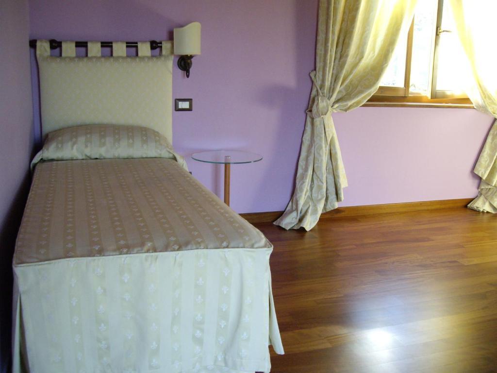רוזטו דליי אברוצי Agriturismo Il Borgo Degli Ulivi חדר תמונה