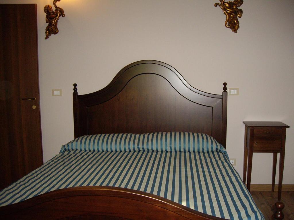 רוזטו דליי אברוצי Agriturismo Il Borgo Degli Ulivi חדר תמונה