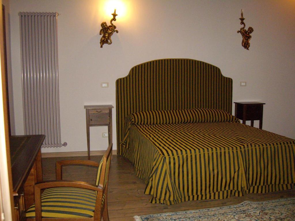 רוזטו דליי אברוצי Agriturismo Il Borgo Degli Ulivi חדר תמונה